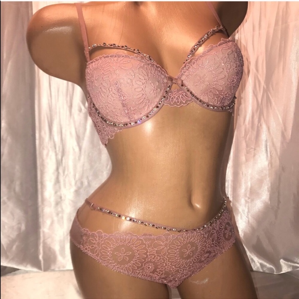 Victoria’s Secret Designer Collection Rosegold Set